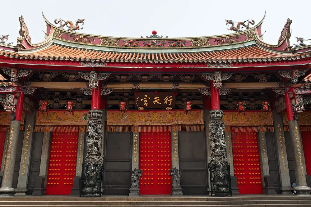 ศาลสิงเทียนกง ไทเป ศาลกวนอูที่ไม่เผากระดาษเงินกระดาษทอง